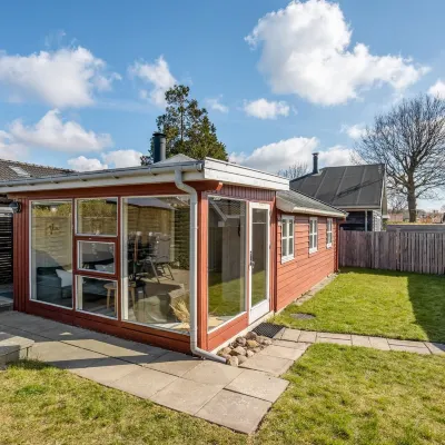 "Loella" - 35m from the Sea Hotels near Valdemars Slot