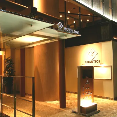 HOTEL BAR GRANTiOS Bettei Hotels near Enno-ji Temple