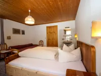 Elis Hotels in See