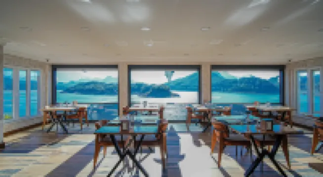 โรงแรมและร้านอาหารบูทิคดอลฟิน