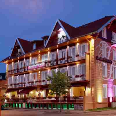 Logis Hotel des Bains Hotel Exterior