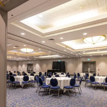 DoubleTree by Hilton Calgary North