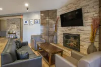 Devonian Hotel and Suites