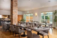 Tryp by Wyndham Rosenheim Hotels in Rohrdorf