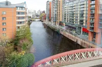 Premier Inn Manchester City Centre West Hotel