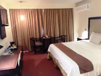 Best Western Plus Hotel Terraza Hotels near Metropolitan Cathedral of San Salvador