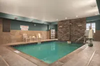 Hyatt House Minot - Pools