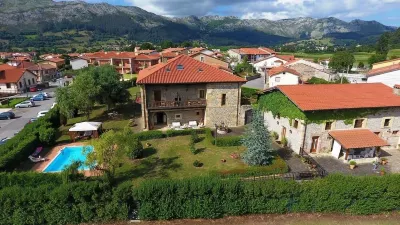 Palacio Garcia Quijano Hotels in Alceda