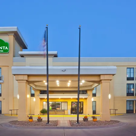 La Quinta Inn & Suites by Wyndham Salina