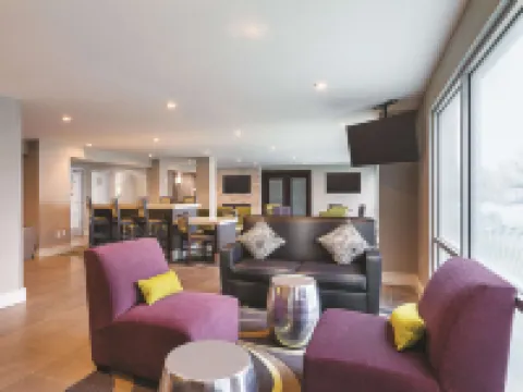 La Quinta Inn & Suites by Wyndham Austin Round Rock Hotels in Round Rock