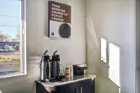 Motel 6 Green Bay, WI Hotels in Howard