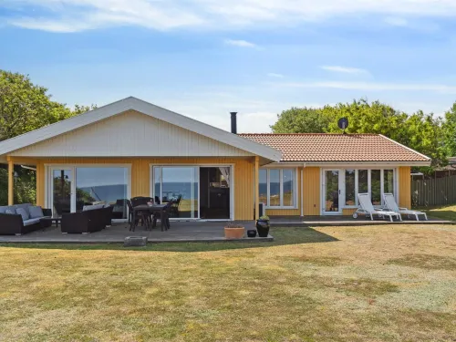 "Gjoko" - 40m from the Sea Hotels in Gilleleje