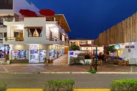 Plaza Luna Suites Hotel in zona Santa Cruz Island