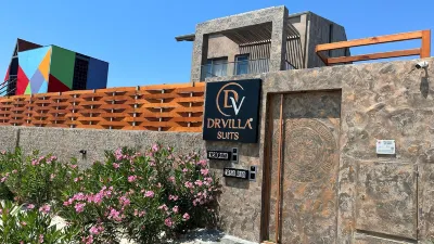 Triplex Villa with Children's Pool, Garden, Sauna