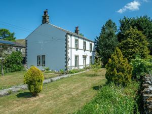 Miresfield Farm Bed & Breakfast