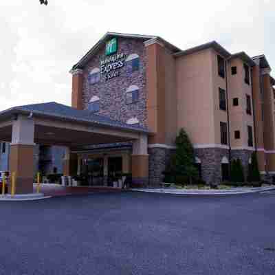 Holiday Inn Express & Suites Atlanta East - Lithonia Hotel Exterior