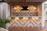 Avani Cancun Airport - bar