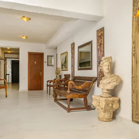 Leandros Hotel