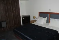 Harlescourt Hotels - Guest Room - 2-Star