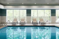 Holiday Inn Express & Suites PRINCE ALBERT - SOUTH by IHG - piscina