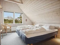 "Andrine" - 700m from the Sea Hotels in Henne