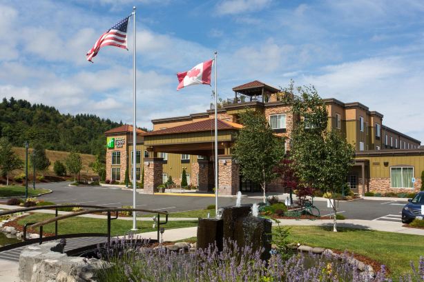 Holiday Inn Express & Suites SEQUIM by IHG