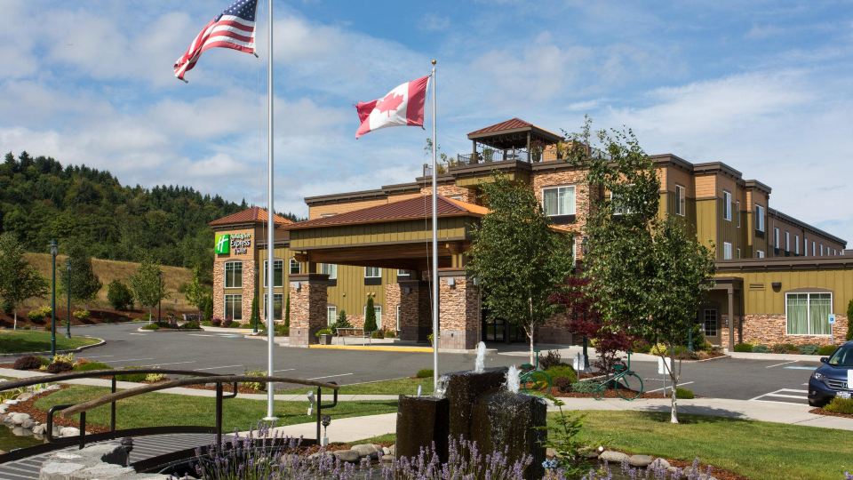 Holiday Inn Express & Suites SEQUIM by IHG