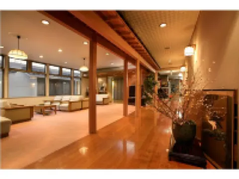 白久温泉 谷津川館