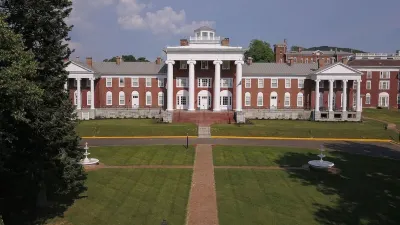 The Blackburn Inn and Conference Center Hotels near Waynesboro Commons