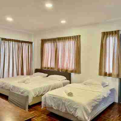 Lovely 4-Rooms Apartment in the Heart of Kuching Others