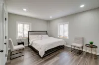Silver Springs Home Walk to Downtown!