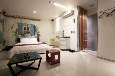 Suyu Solid Hotel Hotels near Daiso