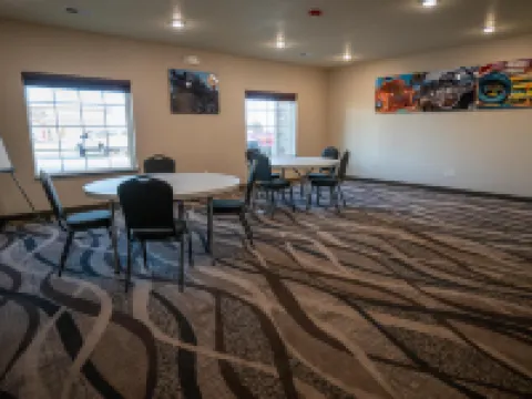 Cobblestone Hotel & Suites - Lamar Hoteles en Lamar