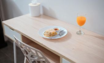 Nunglen Hotel - Housity