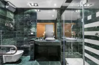 NH Collection Paseo del Prado Отели в г. Мадрид