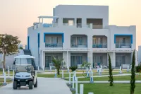 Casa Blue Resort Hotels near Abu Dabbab