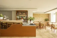 Tea Tree Suites,Manipal - bar