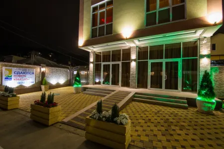 Grand Aero Guest House Отели рядом с достопримечательностью «Имеретинский пляж»