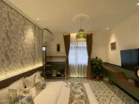 Xingmu Inn (Dongxing Port)