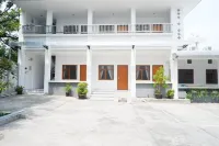 Hotel Netral Jombang Hotel a Peterongan