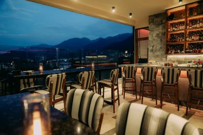 Bar Hyatt Regency Dehradun Photo