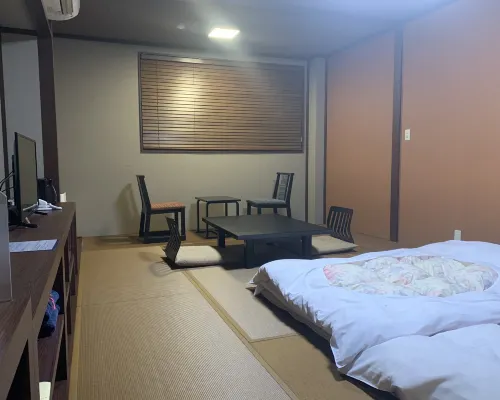 Tokiwa Ryokan Hotels near Urami Waterfall