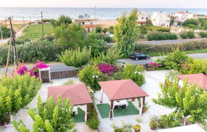 Luxury Suites in Stavromenos