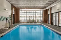 Holiday Inn 薩拉託加溫泉 - 停車場