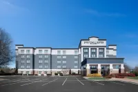 SpringHill Suites Charlotte Concord Mills/Speedway Hotels near Morrison Motor Car Museum