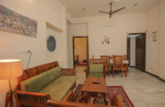 Comfy 2BHK Near Rock Beach