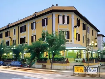 Nouvel Hotel des Bains Hotels near Cozza Amara