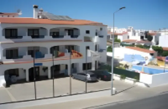 KR Hotels - Albufeira Lounge Hôtels à : 