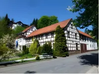 Hotel Pension Gelpkes Mühle - parking
