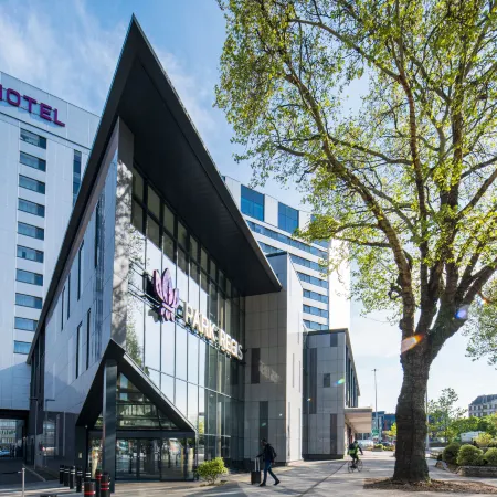 Park Regis Birmingham Отели рядом с достопримечательностью «Селли Манор»